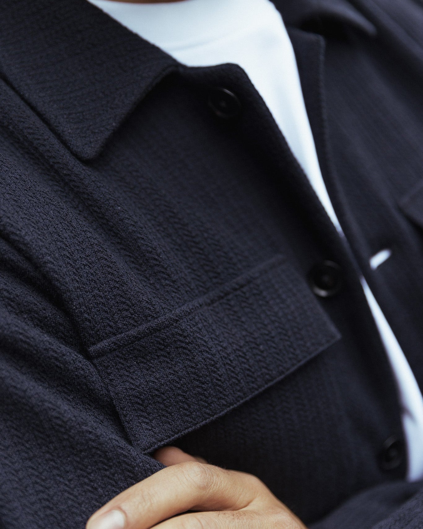 Modelshot / Navy / Detail